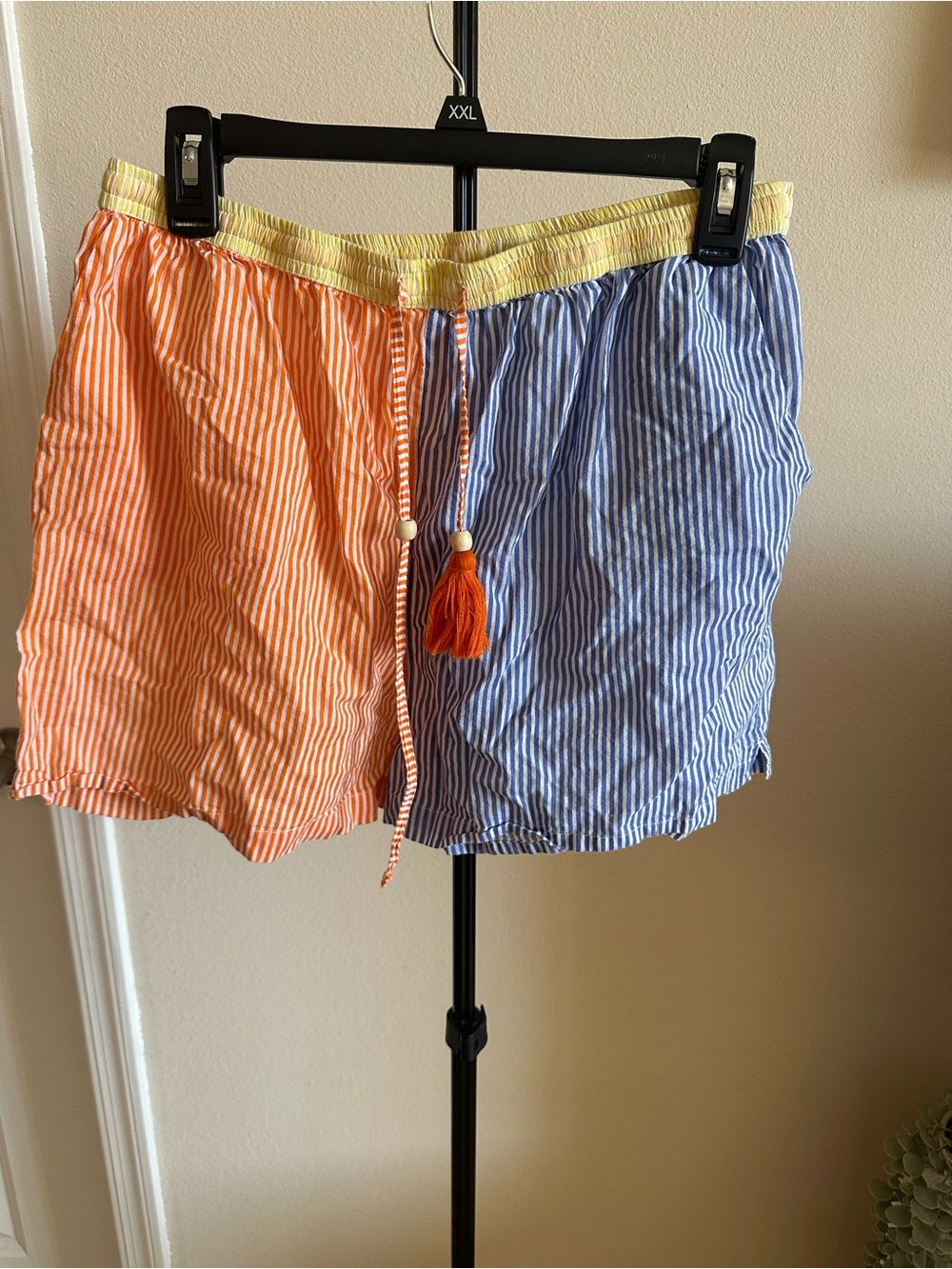 100% Cotton Multi-Stripe Lounge Wear Set: Button-Up Shirt and Shorts!!! - Picture 8 of 9